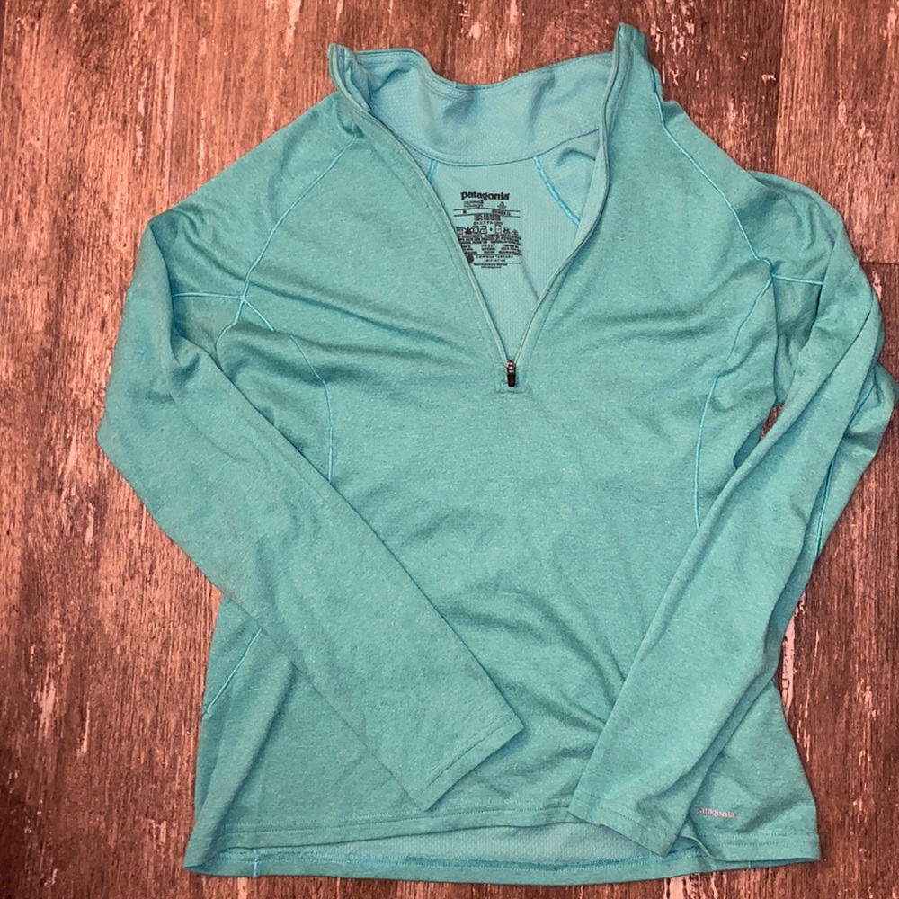 Patagonia pullover!